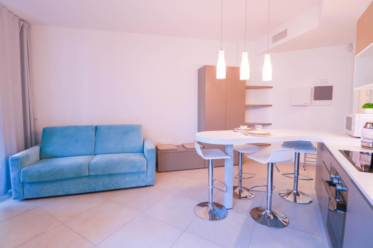 Апартаменты H11 Luxury 9A - Porto - Piscina - Jacuzzi Санто-Стефано-аль-Мар Экстерьер фото