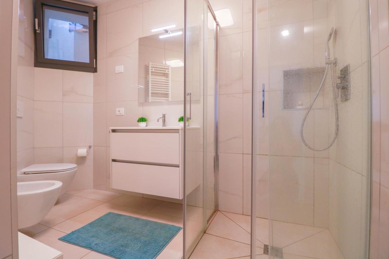 Апартаменты H11 Luxury 9A - Porto - Piscina - Jacuzzi Санто-Стефано-аль-Мар Экстерьер фото