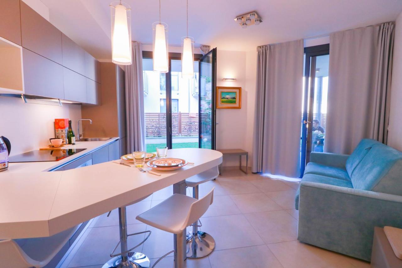 Апартаменты H11 Luxury 9A - Porto - Piscina - Jacuzzi Санто-Стефано-аль-Мар Экстерьер фото